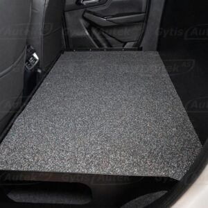 Gulvmatte bak forseter. Granulert gummi. Isuzu D-Max D-Cab 2021+ 2025+