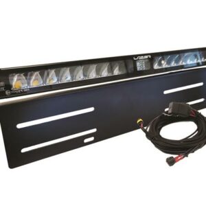 Lyspakke Lazer Linear 18 LED Elite m/Low Beam Assist og skiltbrakett med sidefester.  Universal