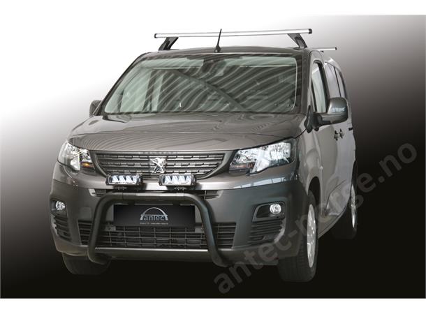 Lyspakke Lazer Linear Triple-R 750 Elite på frontbøyle. Citroen Jumpy 2016+