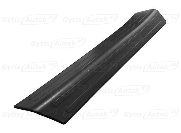 Dørterskelbeskytter i sort plast. Peugeot Partner 2019+