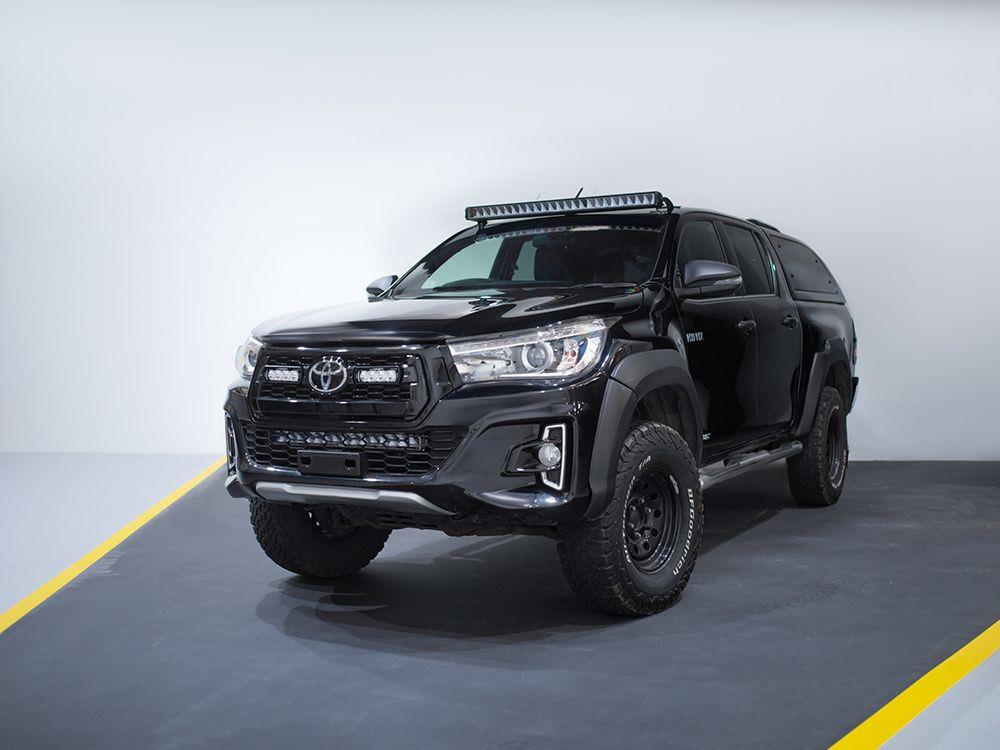 Lyspakke Lazer Triple-R 24E takmontert.  Toyota Hilux 2015+ uten takrails