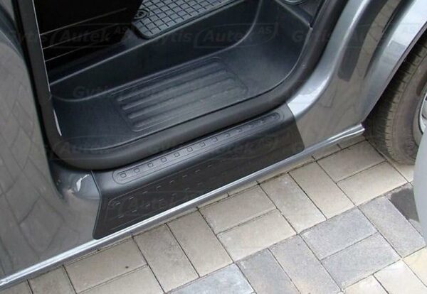 Dørterskelbeskytter i plast.  VW T5 2003-2015