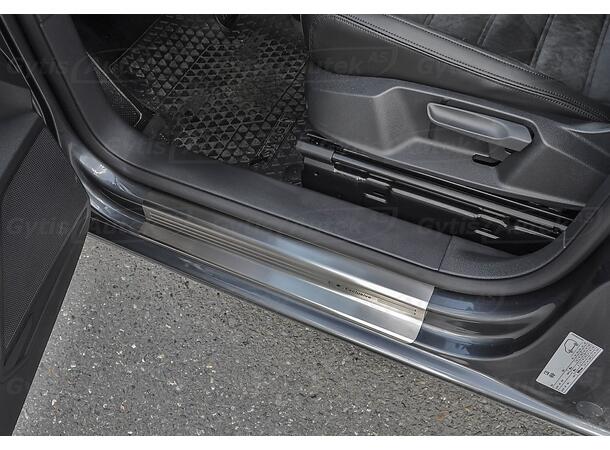 Dørterskelbeskytter i stålgrå børstet stål. VW Caddy 2004-2015 - Bilde 5