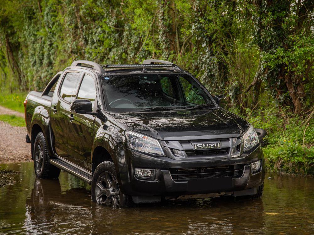 Lyspakke Lazer Linear 36 takmontert. Isuzu D-Max 2012+ 2021+ Med takrails