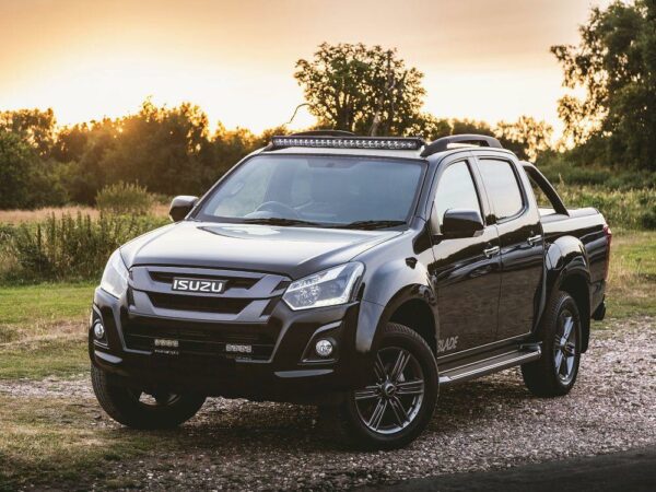 Lyspakke Lazer T24 Evolution takmontert.  Isuzu D-Max 2012+ 2021+ m/takrails
