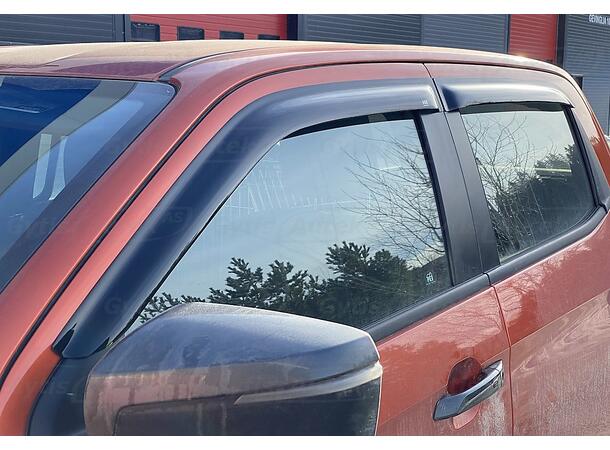 Vindavvisere mørksotet Festes med dobb.sidig tape. Isuzu D-Max 2021+ - Bilde 7