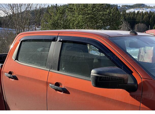 Vindavvisere mørksotet Festes med dobb.sidig tape. Isuzu D-Max 2021+ - Bilde 6