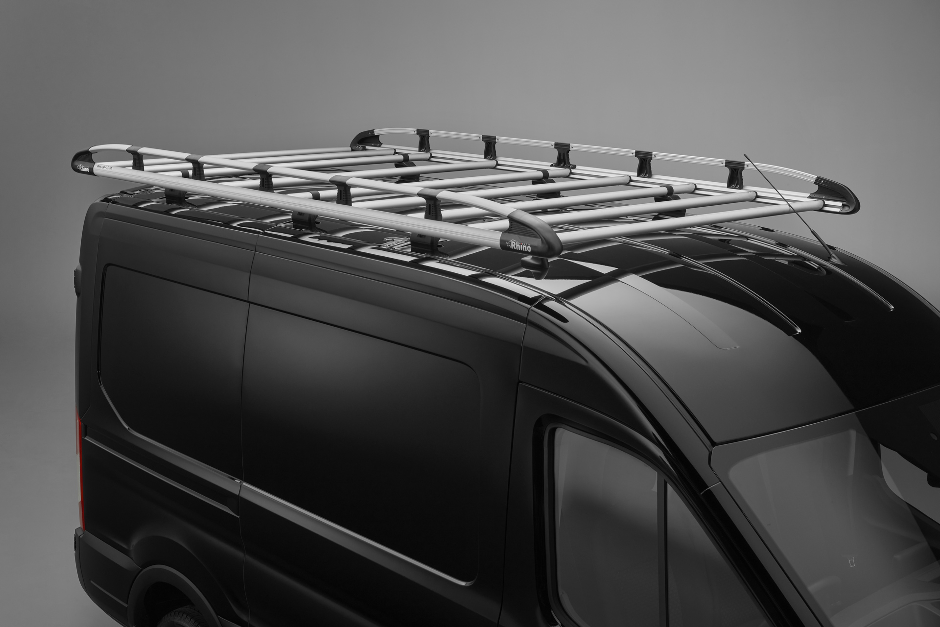 Takgrind Rhino Alurack. Ford Transit Custom L2 2024+ m/bakluke - Bilde 3