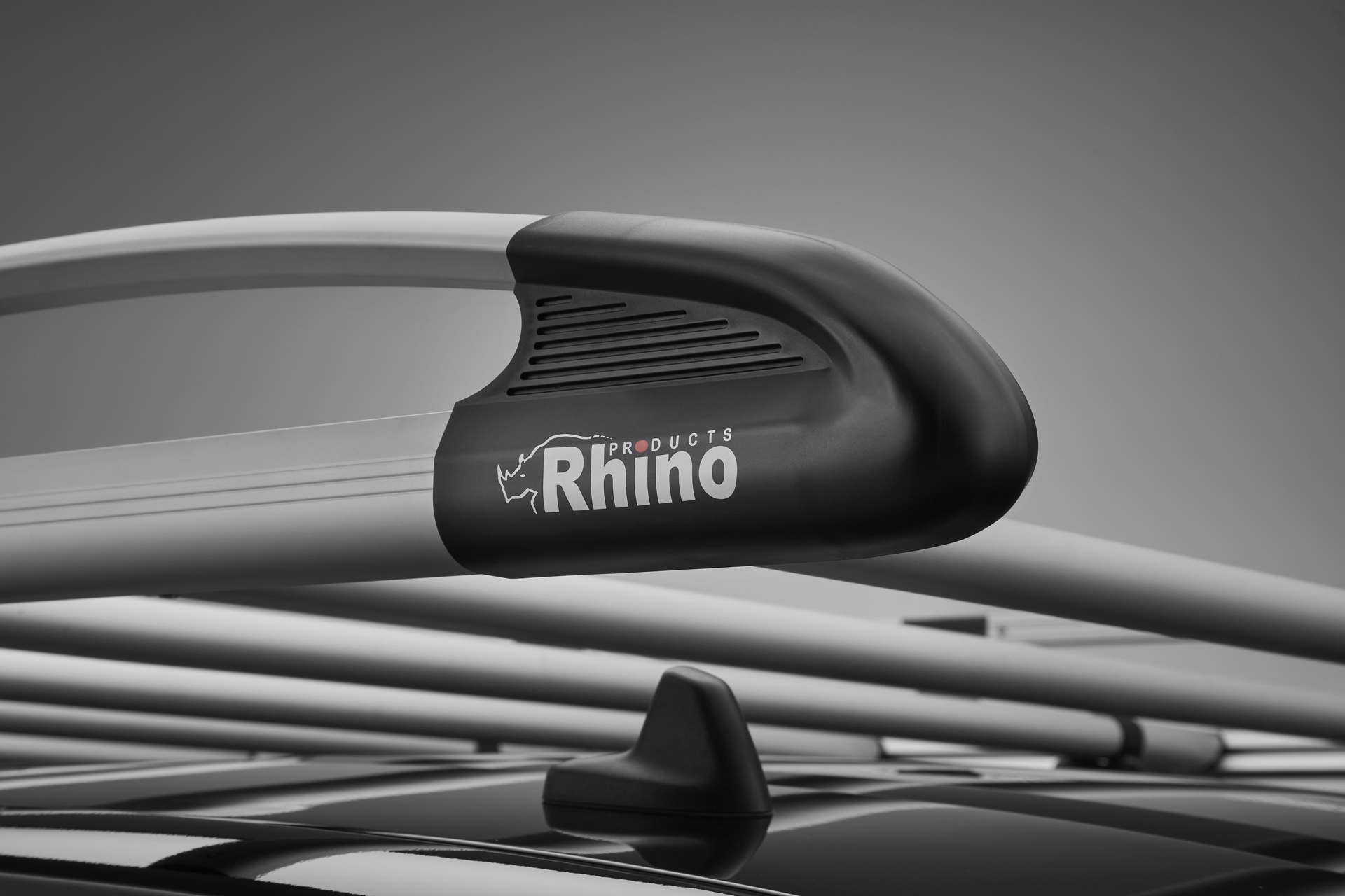 Takgrind Rhino Alurack. Silver. VW Tranporter T7 lang 2025+ m/bakluke - Bilde 4