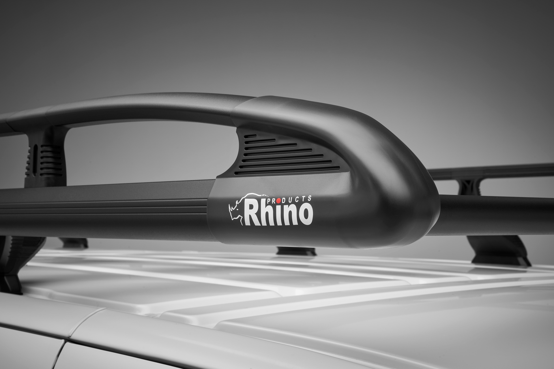 Takgrind Rhino Alurack. Black. VW Tranporter T7 kort 2025+ m/bakluke - Bilde 3