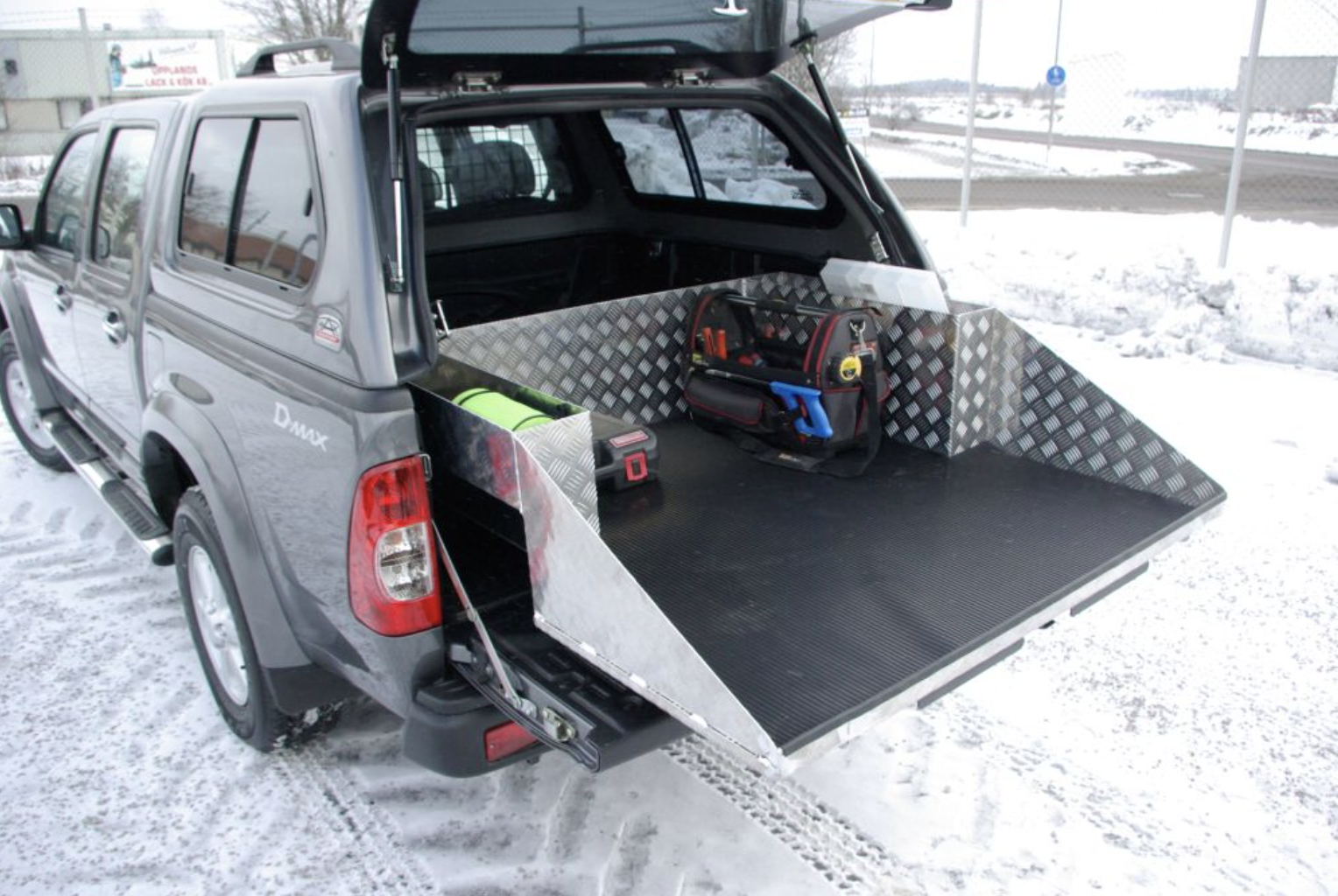 Gummimatte til Almeco planslede. VW Amarok DC 2023+ - Bilde 3