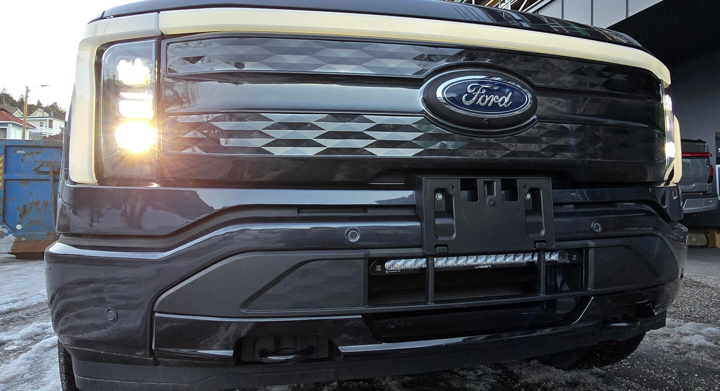 Lyspakke Lazer Linear 18 Elite+ Grillkit. Ford F-150 Lightning 2023+ - Bilde 4