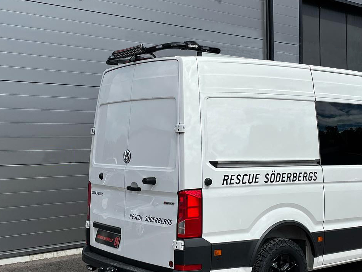 Lyktebøyle tak bak. T-Rack Qpax. VW Crafter 2017+ m/originale takrails - Bilde 2
