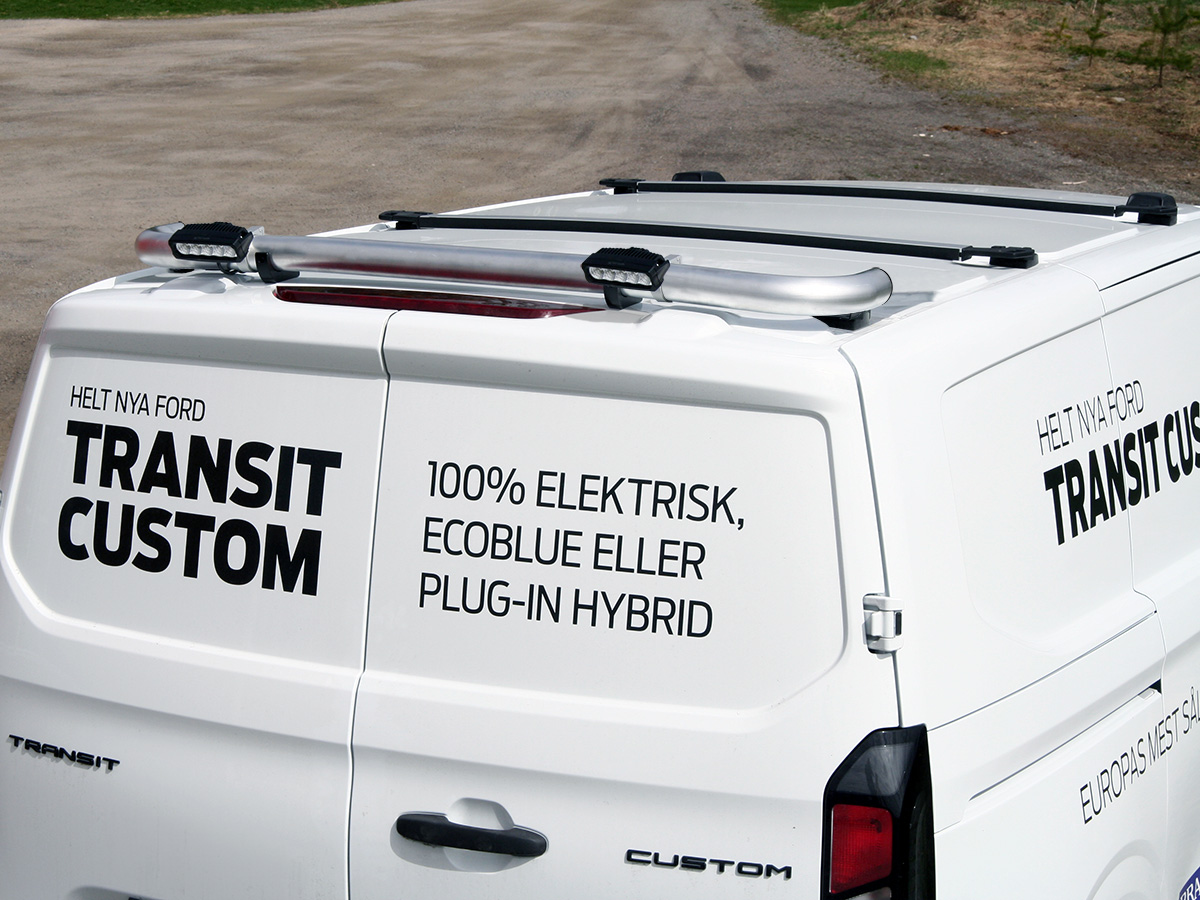 Lyktebøyle tak bakre. T-Rack Qpax. Ford Transit Custom 2024+ m/originale takbøyler