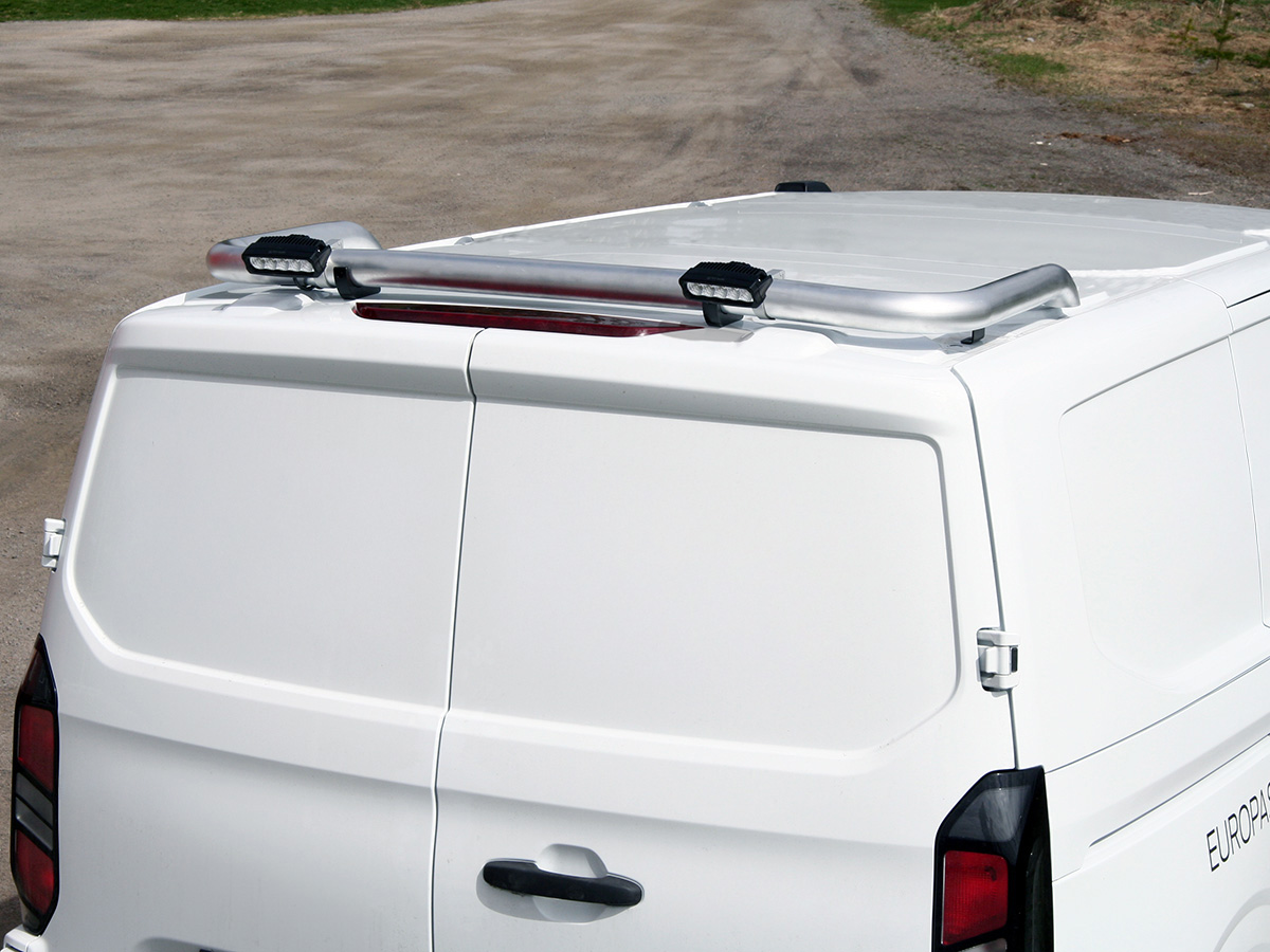 Lyktebøyle tak bak. T-Rack Qpax. VW Transporter T7 2025+.